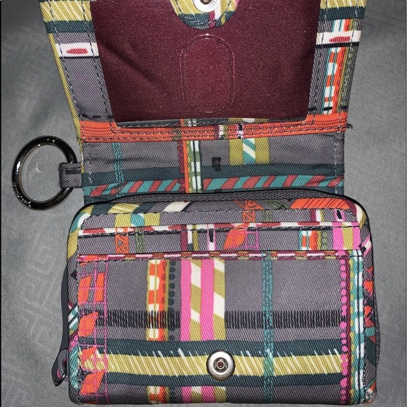 Vera Bradley ID wallet - Picture 4 of 7